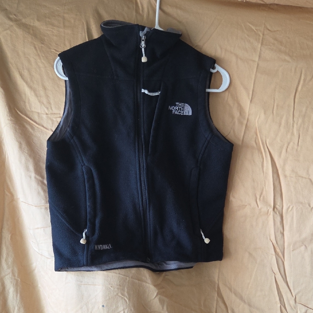 The North Face Black Fleece Vest with Zip Pockets
